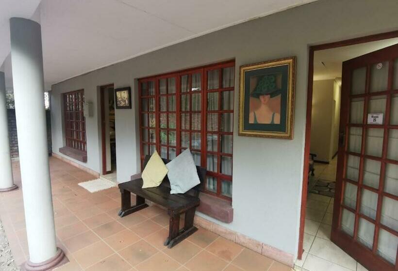 پانسیون Harties 2 Sleeper Double Room With Private Bathroom