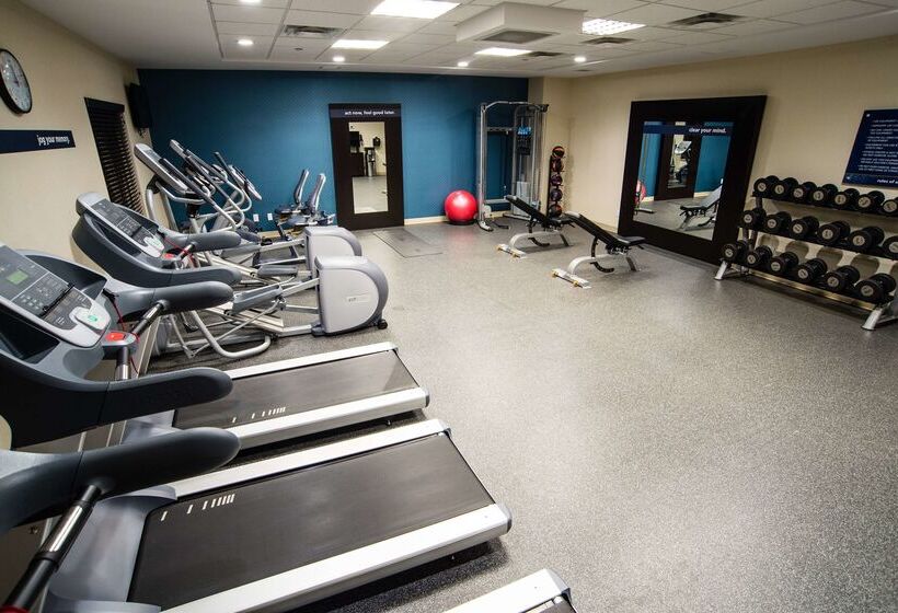 هتل Hampton Inn & Suites By Hilton Regina East Gate