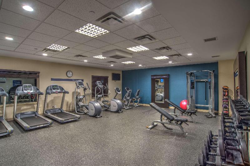 هتل Hampton Inn & Suites By Hilton Regina East Gate