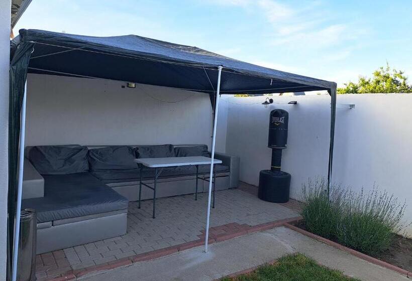 Apartament In Corbu In Casa De Vacanta