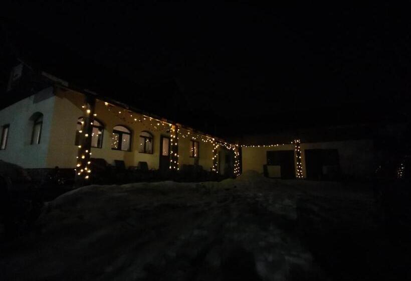 هتل Jugul țăranului Agropensiune Polovragi, Gorj