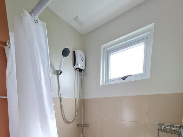 Lovely 2  Br Condo