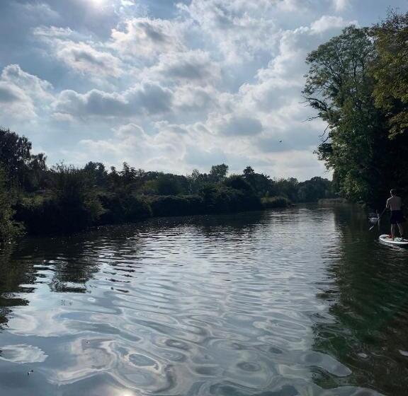 Warwick Town Centre Property