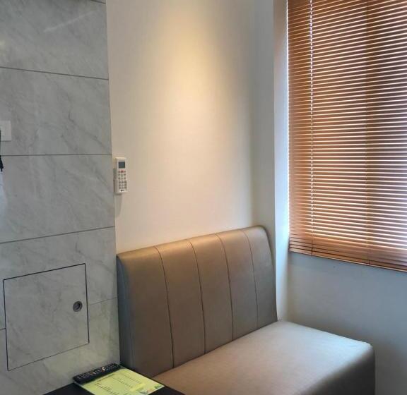 هاستل Chics Resort ชิคส์รีสอร์ท