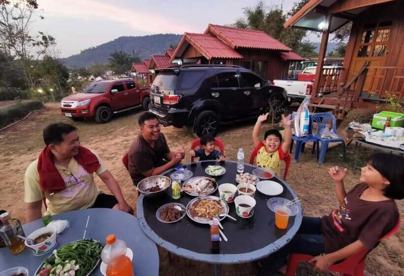 استراحتگاه บ้านในสายหมอกบุญแจ้งโฮมสเตย์