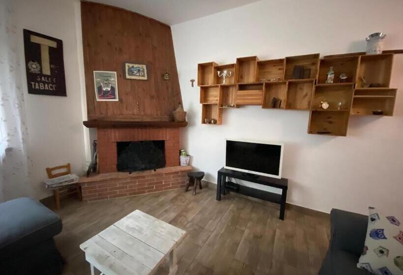 بنسيون Casa Degli Eroi