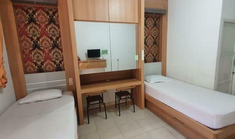 بنسيون Rumah Dempo Syariah