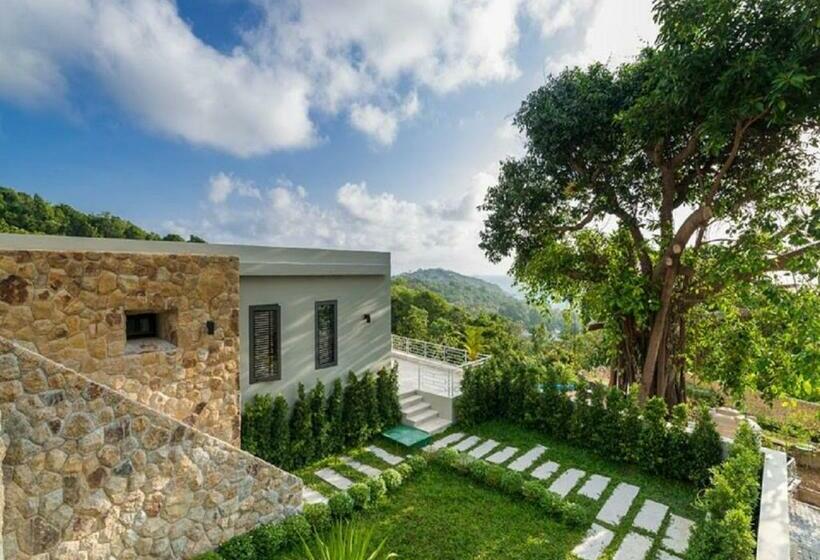 بنسيون Sasha Villa