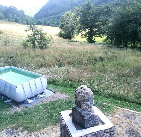 Pensiunea Costesti