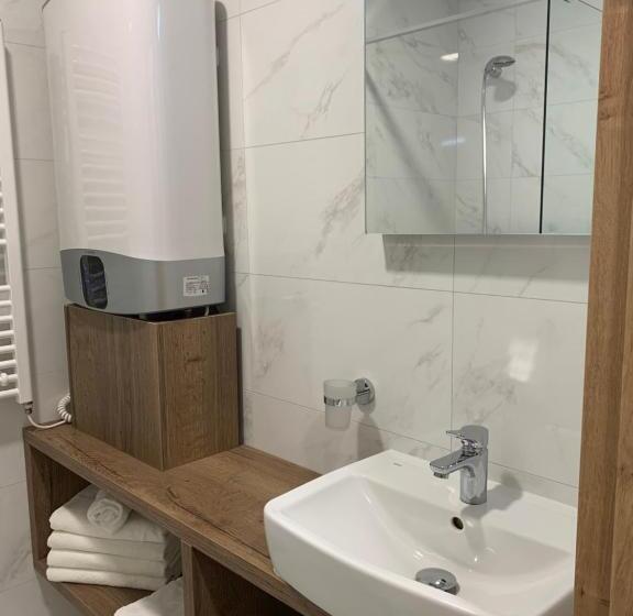 Apartmány Valča
