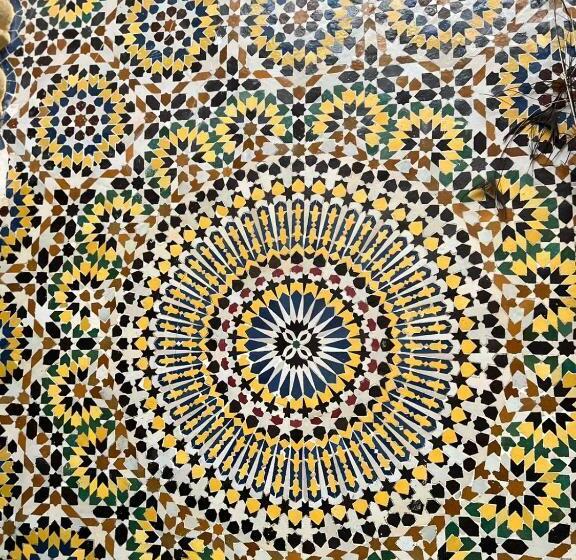 تختخواب و صبحانه Dar Bennis 2