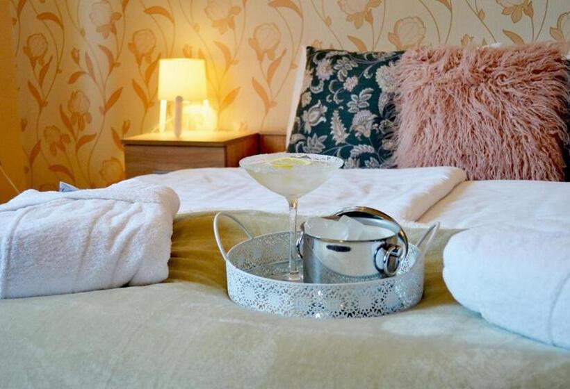 Bed and Breakfast Gyula Wellness Villa