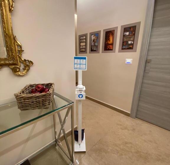 تختخواب و صبحانه Mdc Luxurys Naples