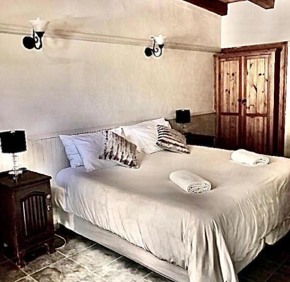 بنسيون De Graaff Manor