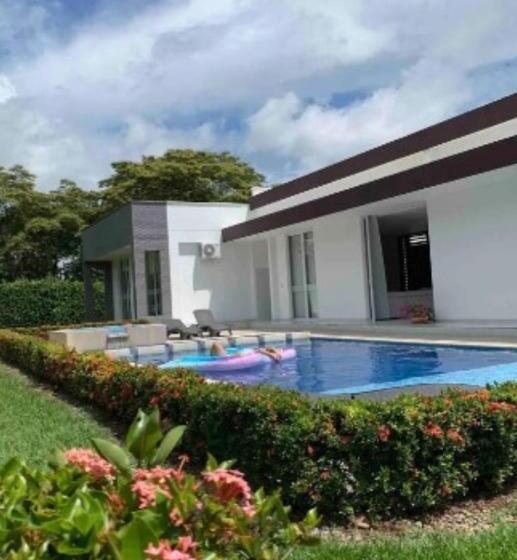 Casa Campestre Para Familias Cerca A Villavicencio