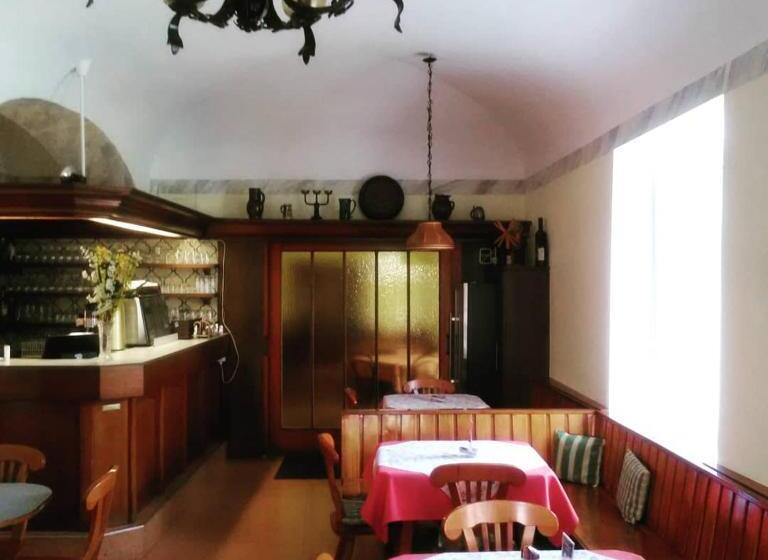 فندق صغير Zur Goldenen Krone