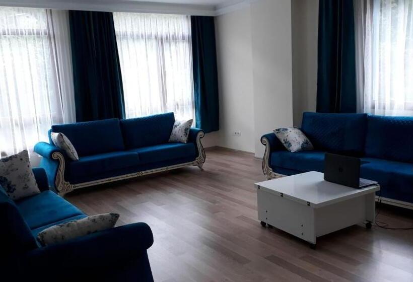 Mavi̇ Köşk Uzungöl