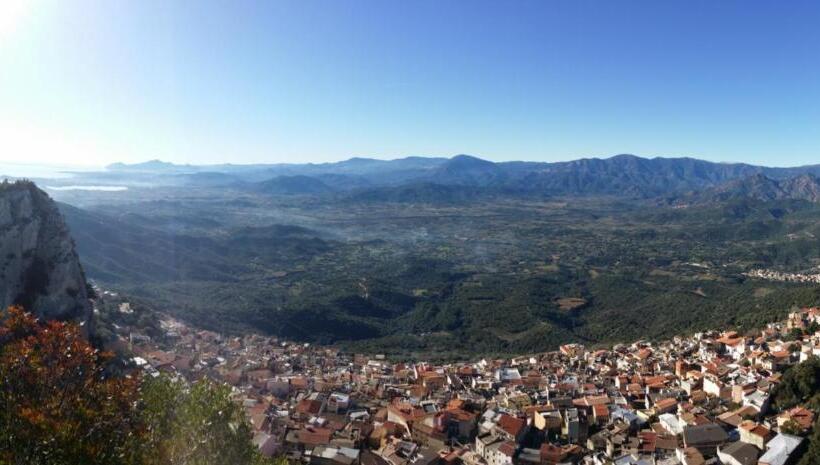 פנסיון Camera Ideale Tra Mare E Montagna