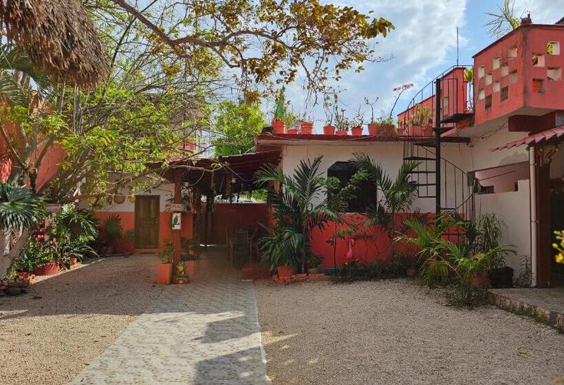 پانسیون Casa Coral