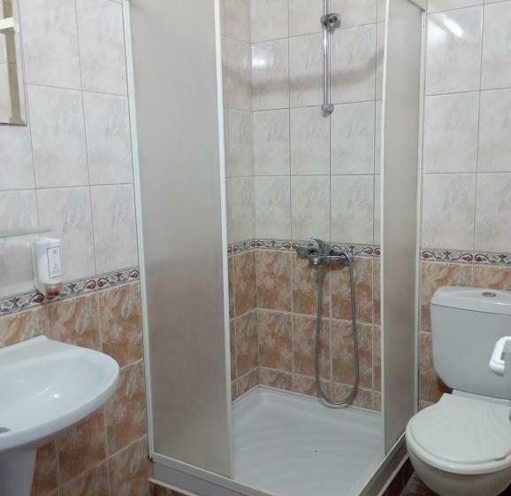 پانسیون Toncho S Guest House For 16 Guests