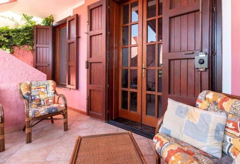 Welcomely   Josto Panoramic House