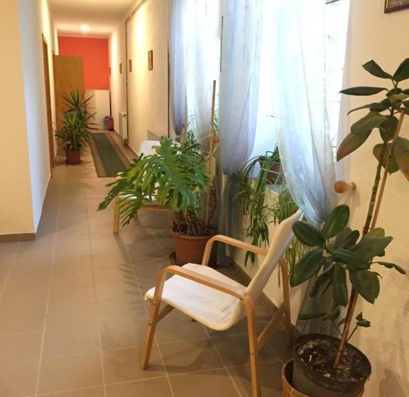 مبيت وإفطار Harang Panzió