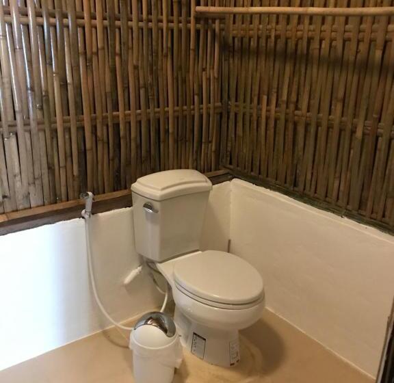 هتل Forra Pattaya Beach Front Bungalow