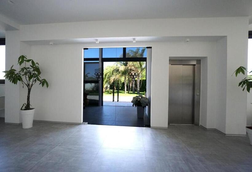 فندق Terra Di Negroamaro