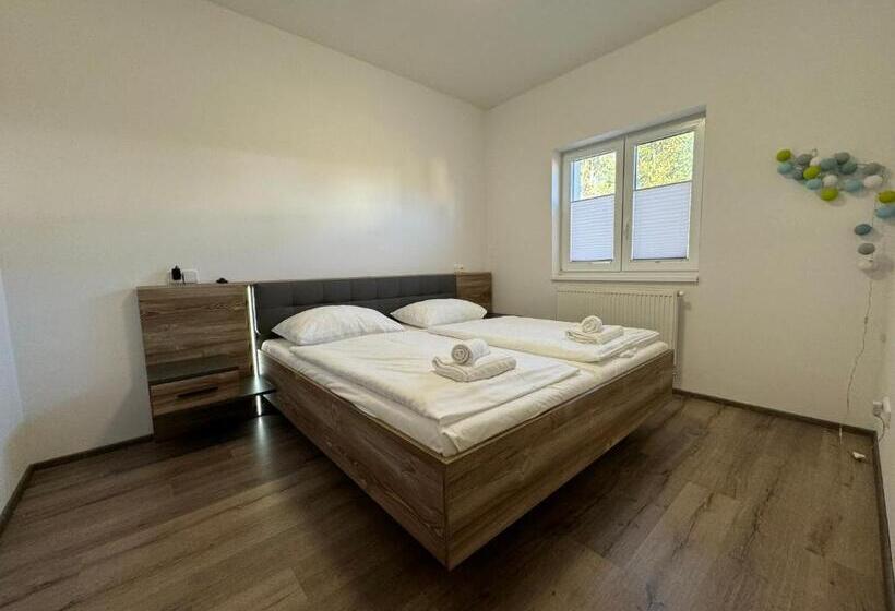 בית מלון כפרי Wellness & Spa Apartments Lipno Frymburk