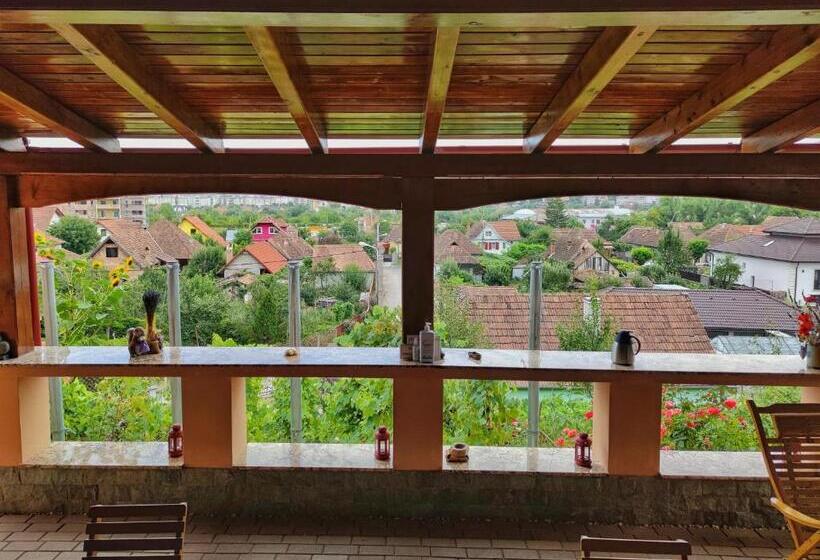 پانسیون Casa Adam