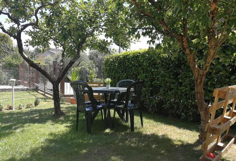 펜션 Il Giardino Di Sara