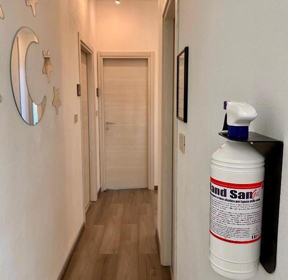 تختخواب و صبحانه Chiaro Di Luna