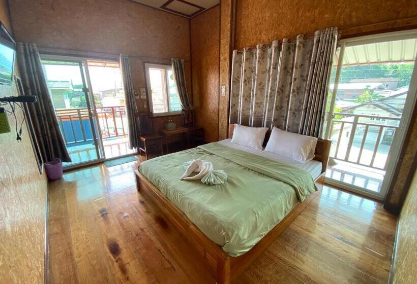 هتل Baan Kokaew Chiang Khan