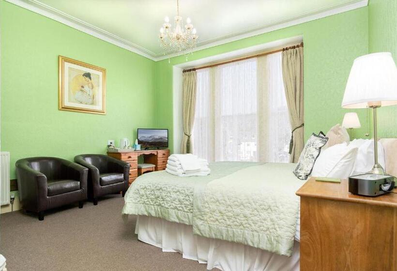 פנסיון Dolafon Guest House