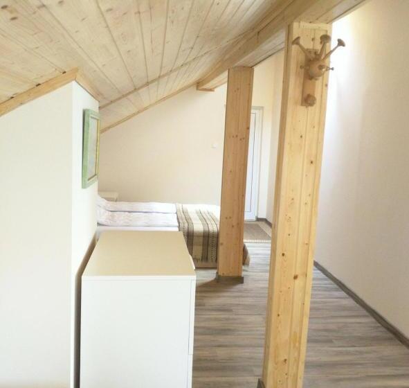 پانسیون Guest House Ezerets