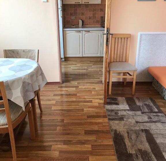 پانسیون Vila Adéla   Teplice