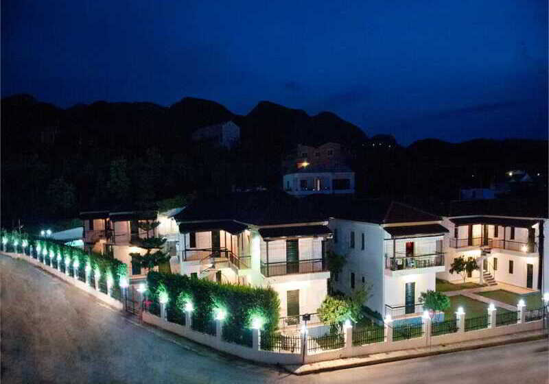هتل Corifo Village