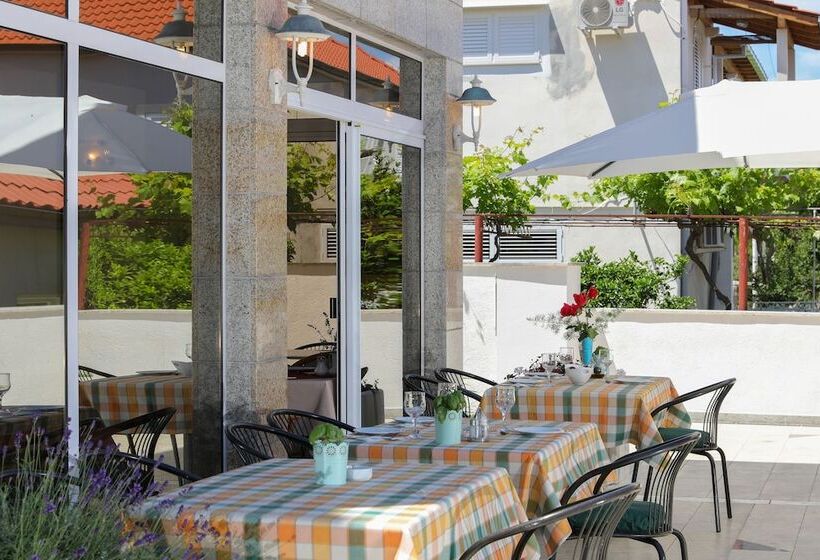 فندق Downtown Private Rooms