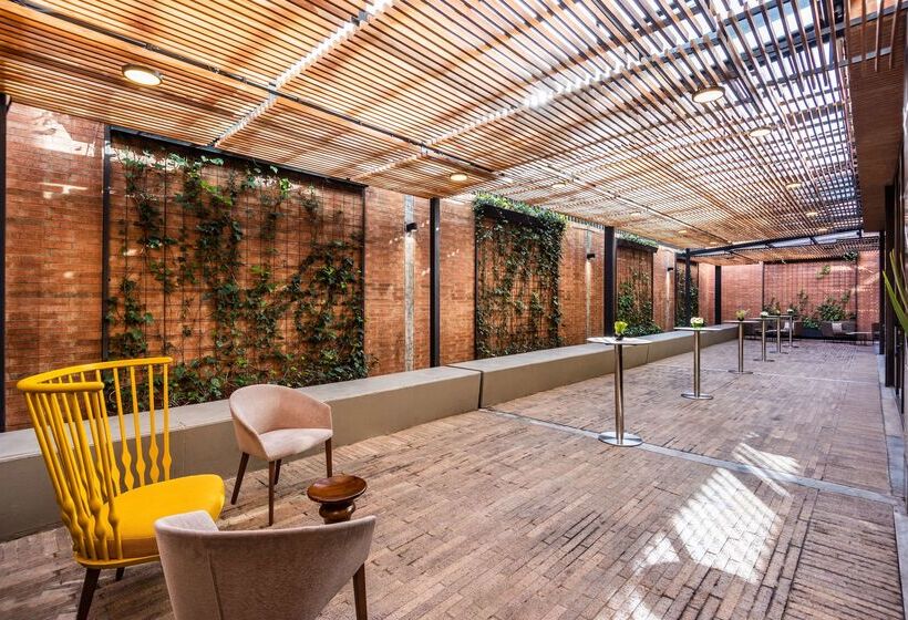 فندق NH Collection Bogota Terra 100 Royal