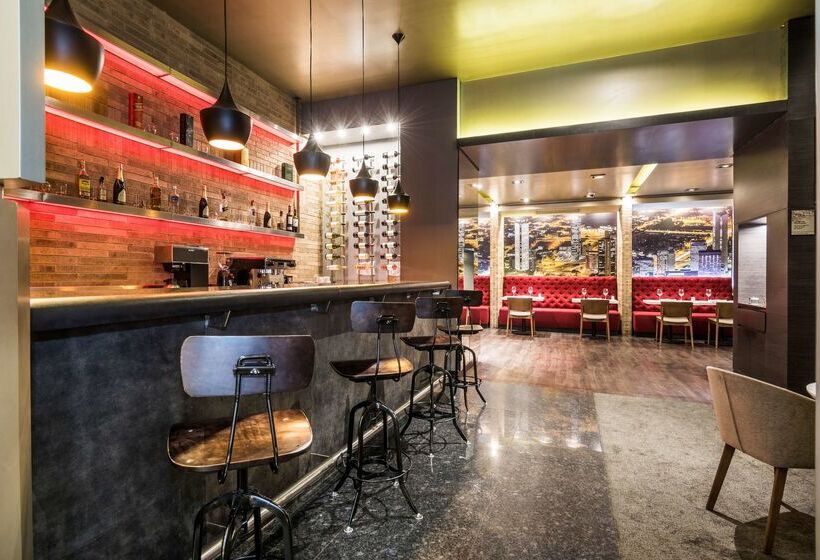 فندق NH Collection Bogota Terra 100 Royal