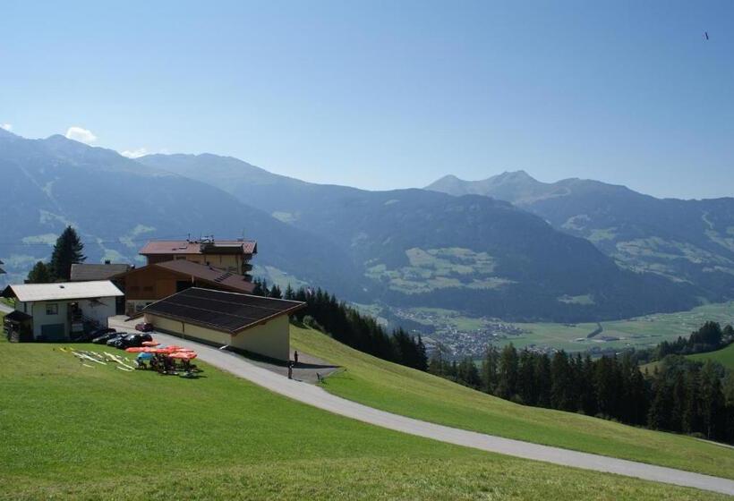 Общежитие Gasthof Tannen   Alm