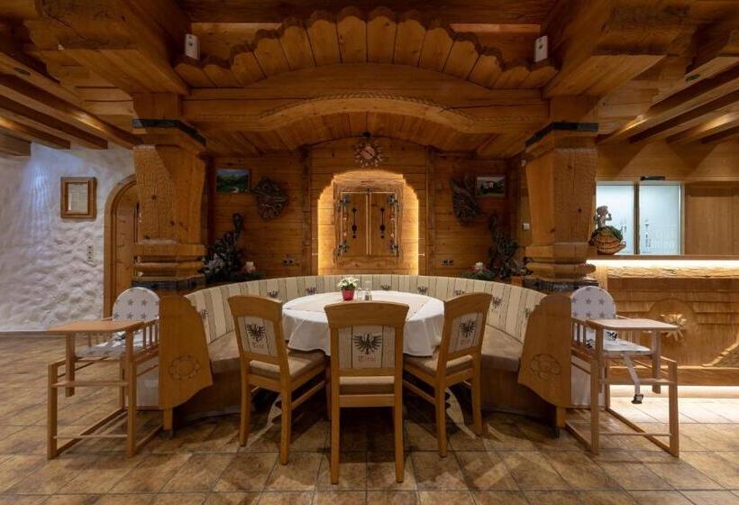 Общежитие Gasthof Tannen   Alm