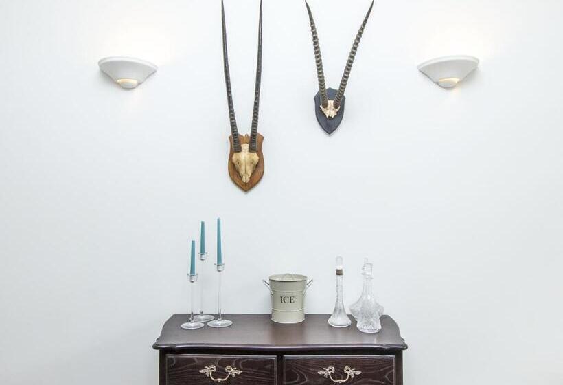 민박 3 Berkeley Square Guesthouse