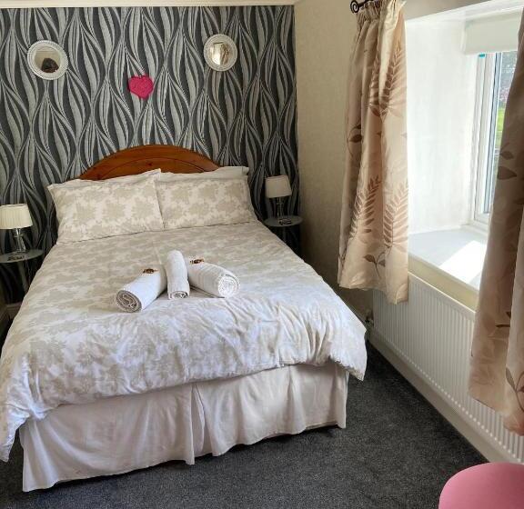 مبيت وإفطار Nettleton Country House