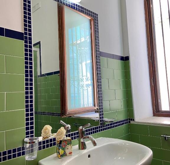 تختخواب و صبحانه Residenza Porta Di Mare