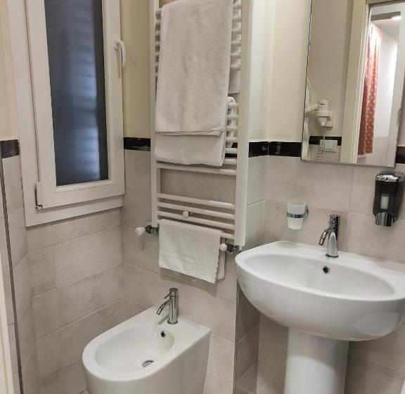 Pension (Hôtel basse catégorie) Casa Angelica