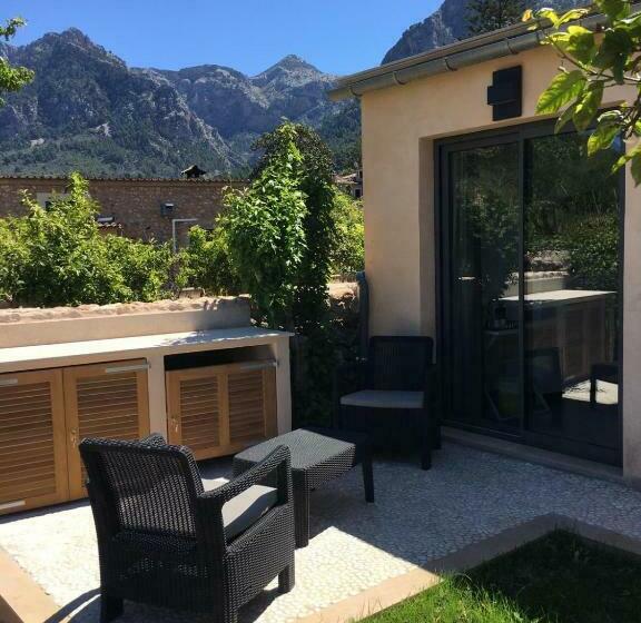 بنسيون La Luna