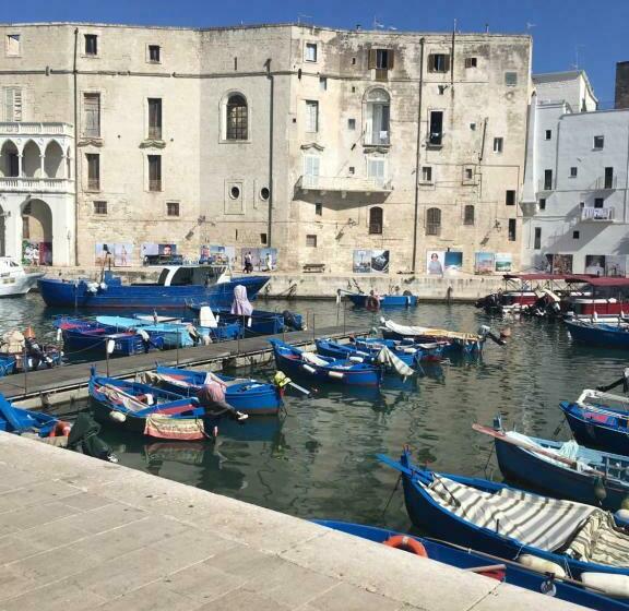 پانسیون Nenetta Rooms & Suites Monopoli