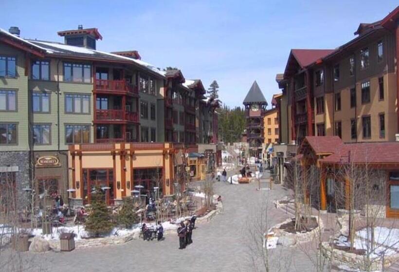 483 Steps To The Slopes Canyon Lodge   Cozy Renovated Mammoth Townhome
