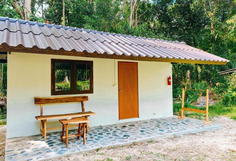 فندق صغير Eve House Koh Kood